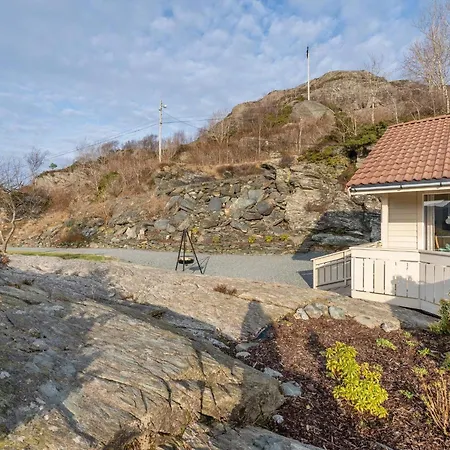 4 Person Holiday Home In Finnas-By Traum * Grutle